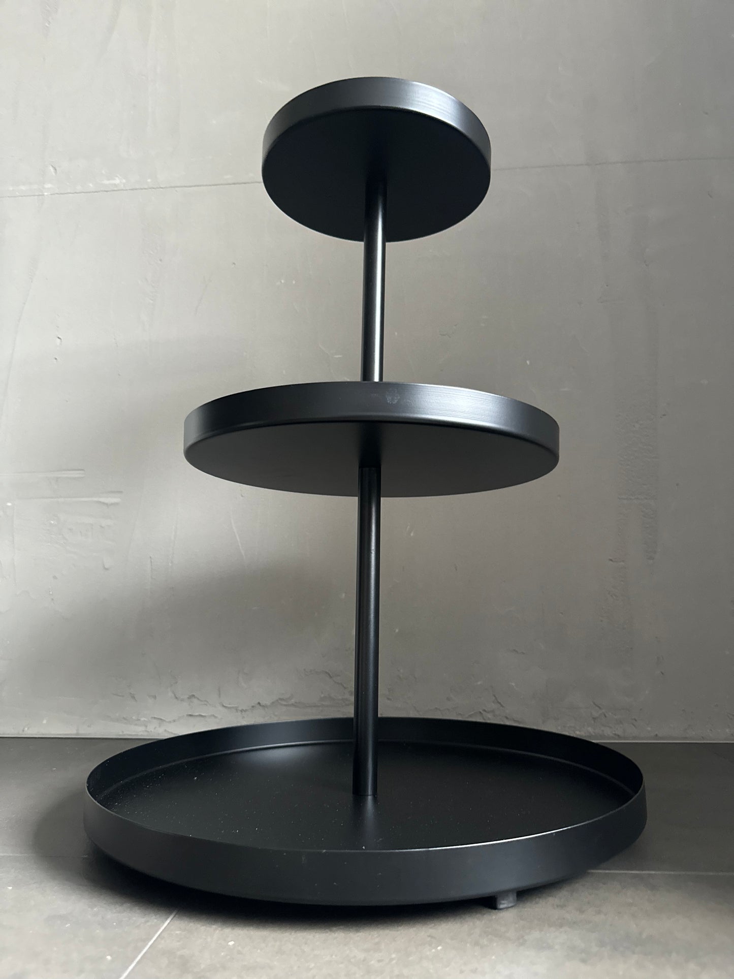 Cake stand