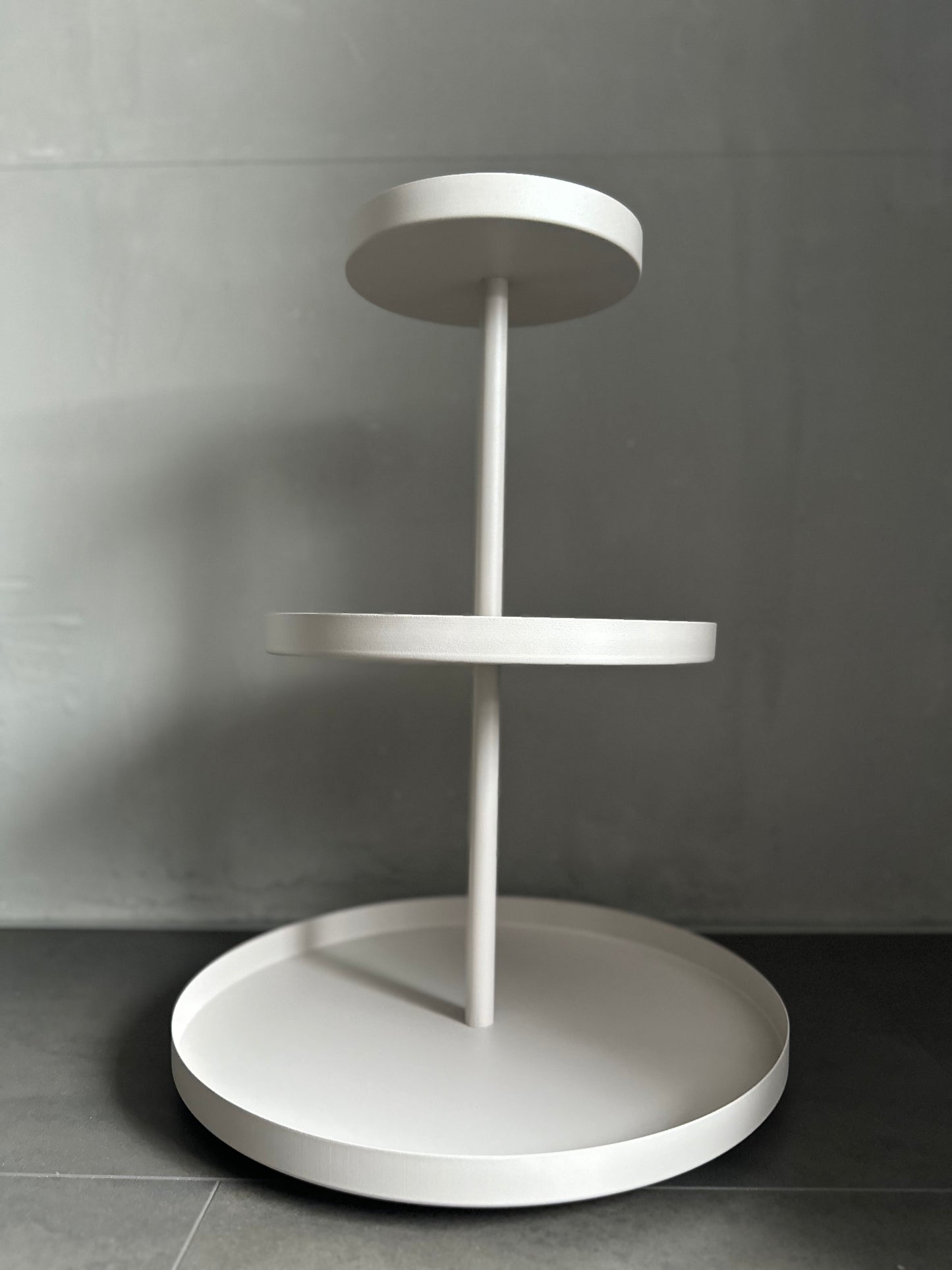 Cake stand