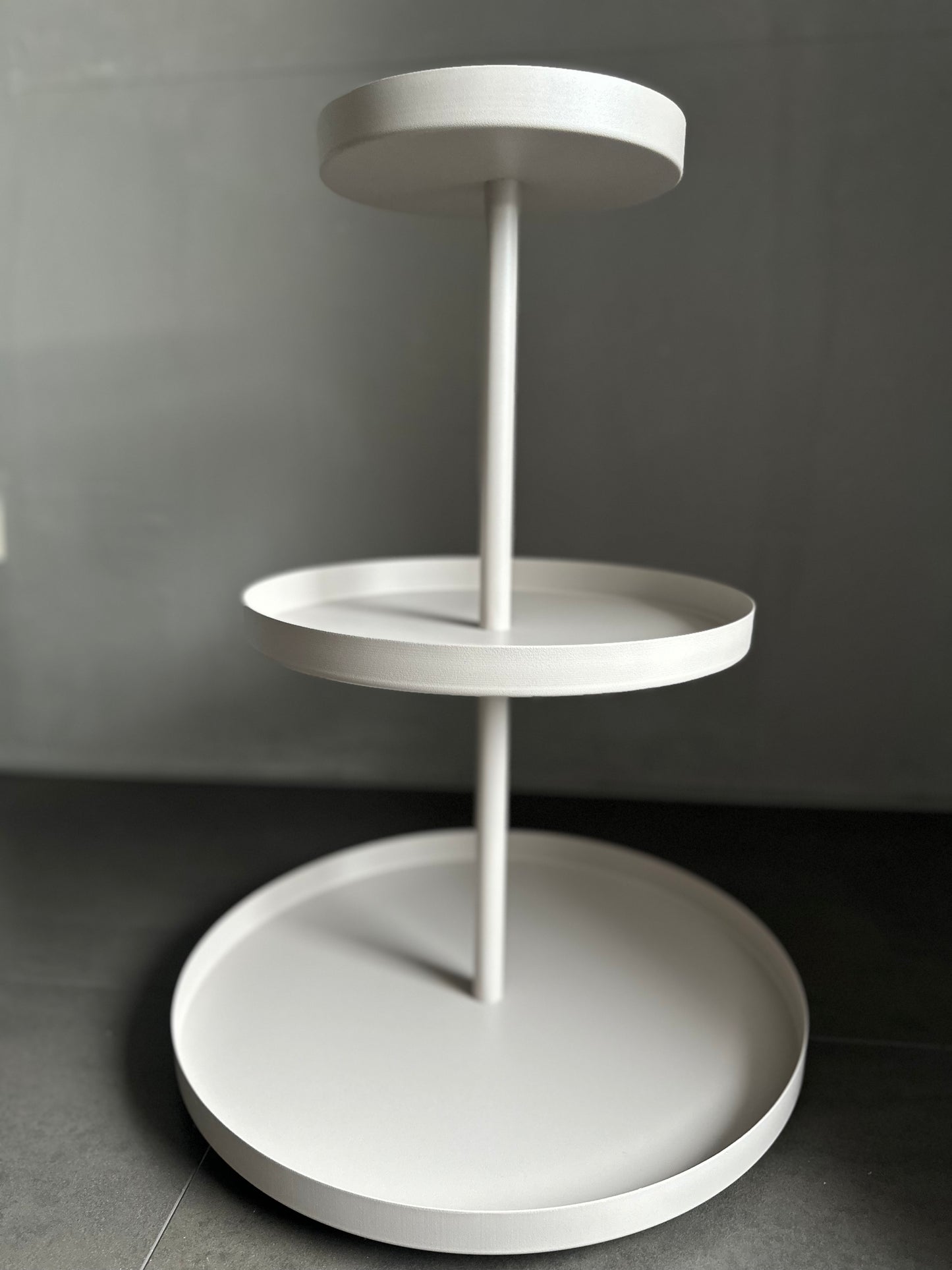 Cake stand
