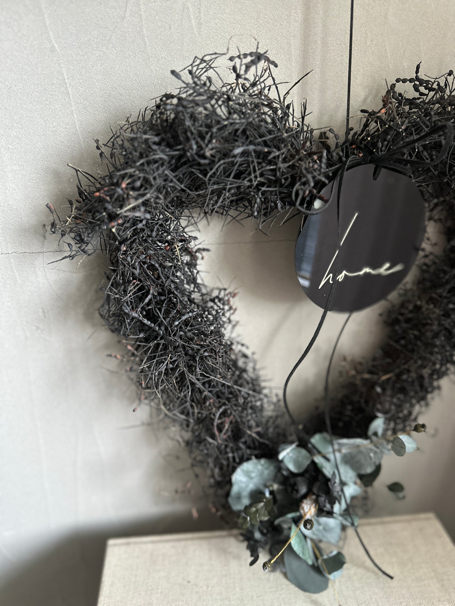 Wooden bead hoop black