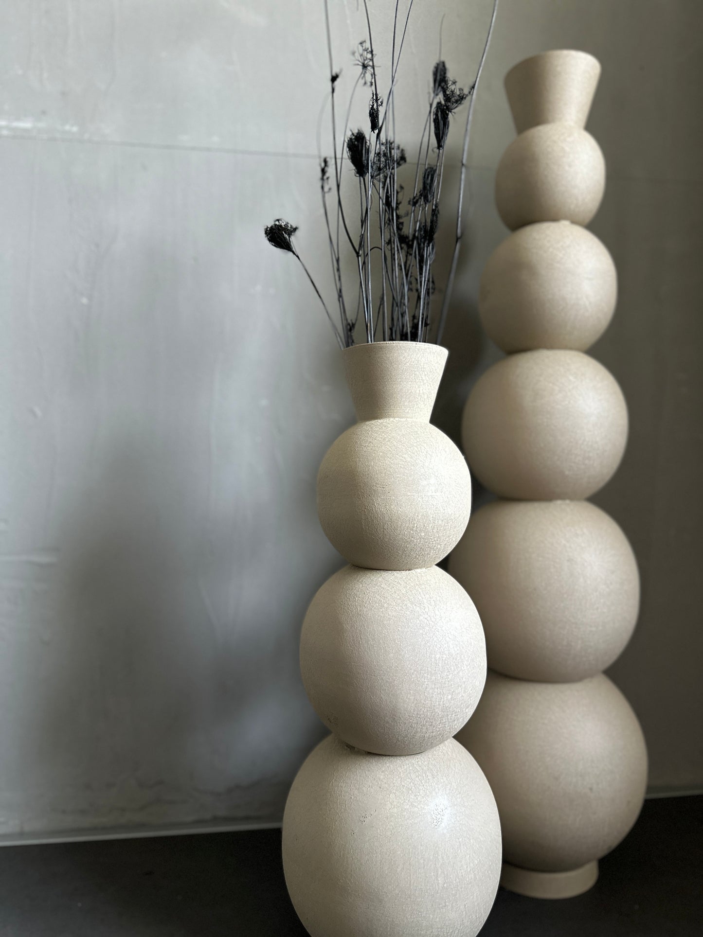 b a l l s. vase