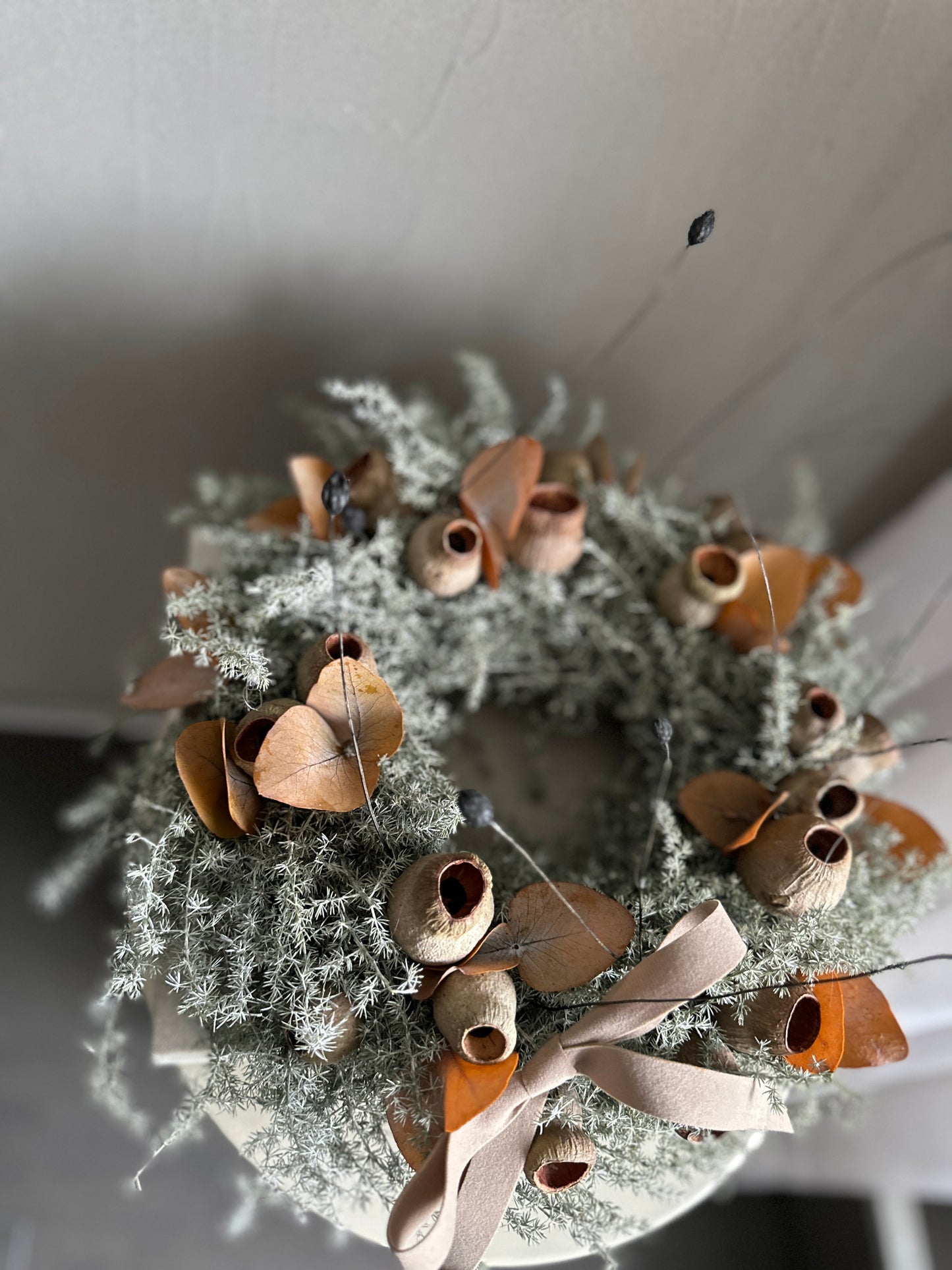 Home wreath white