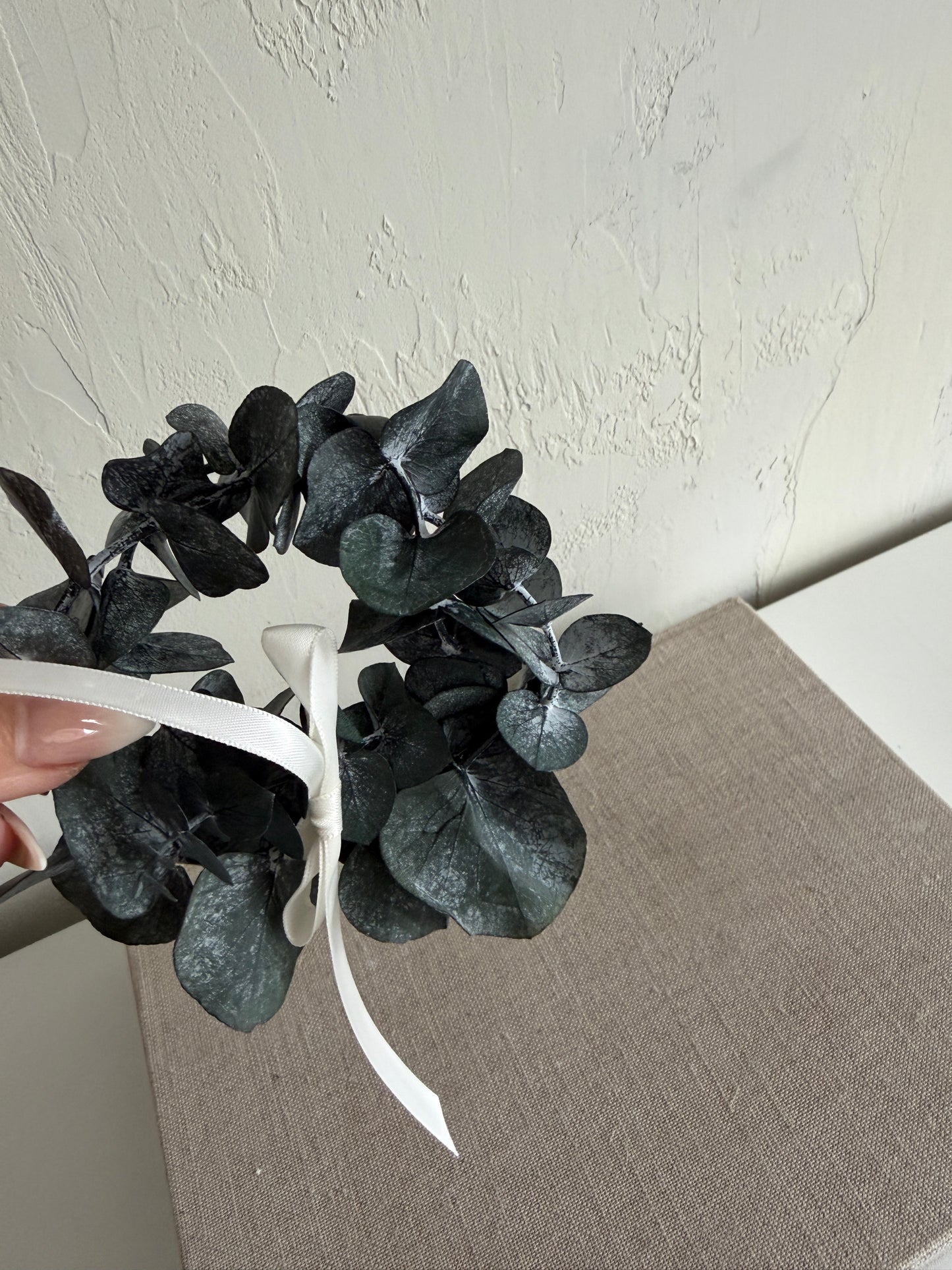 Candle plate -metal black