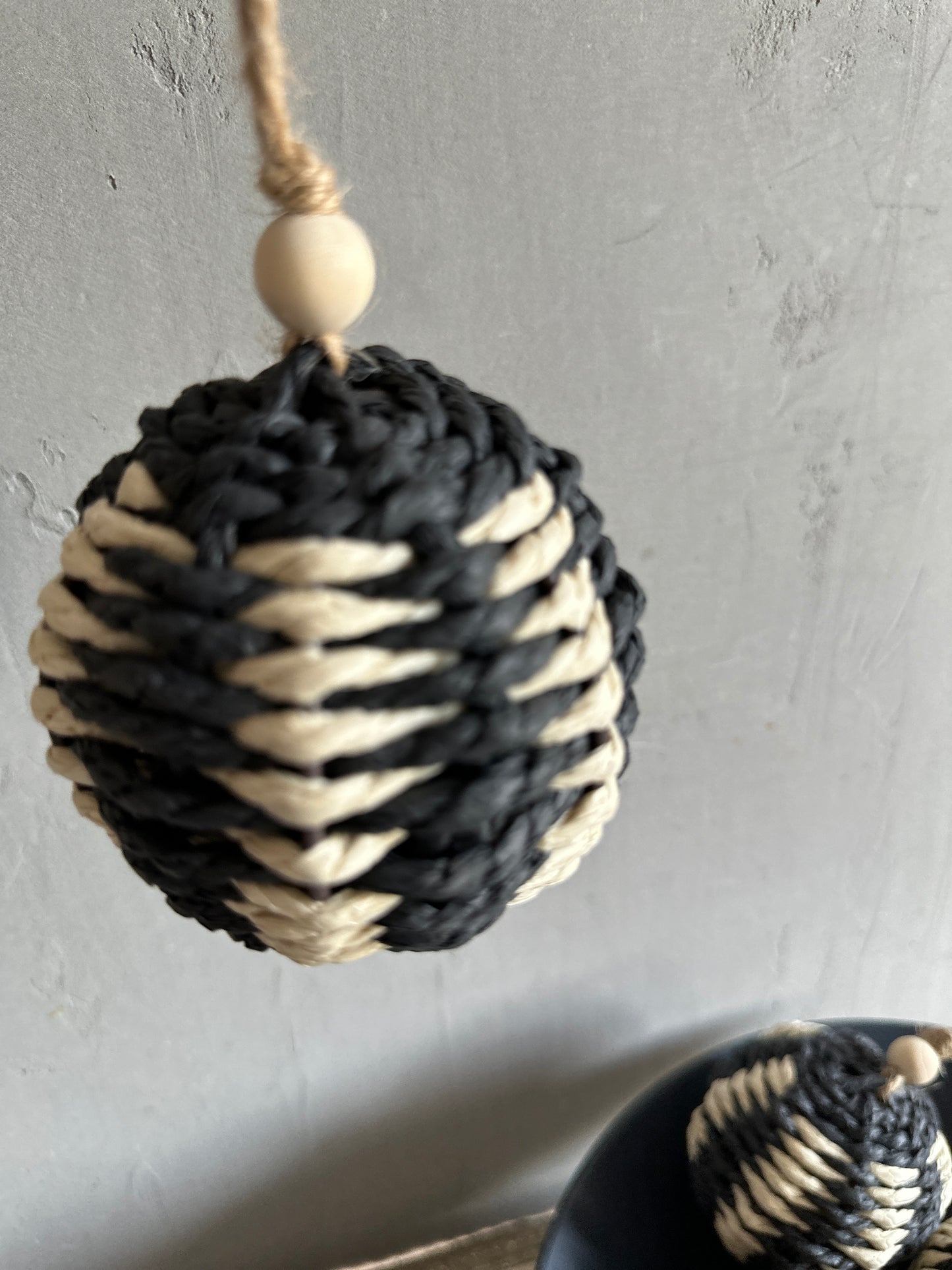 natural   -black christmas
