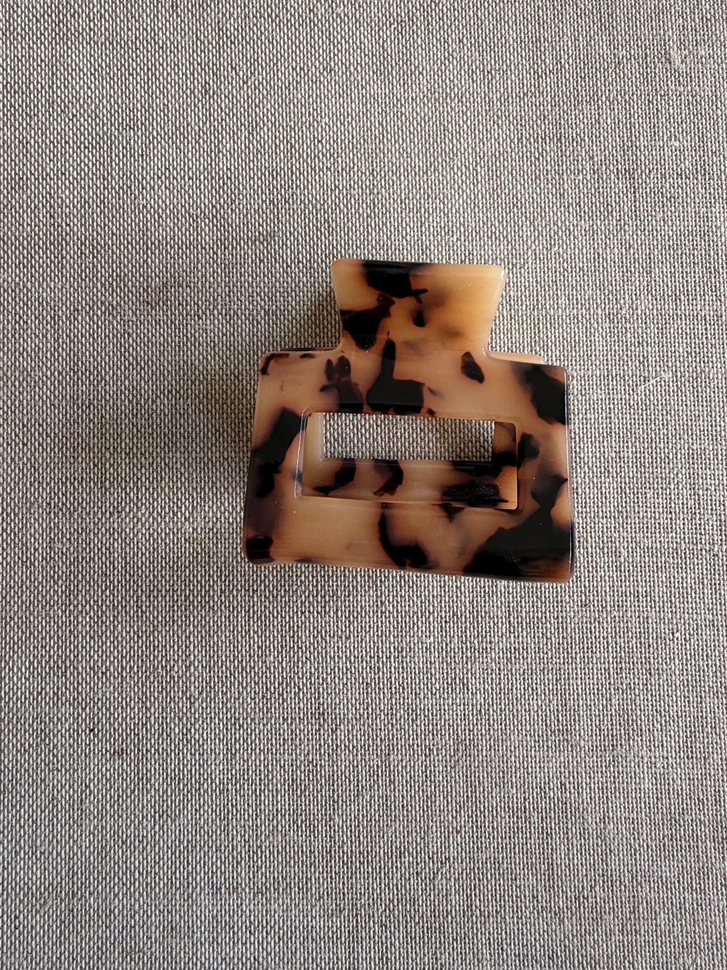 L E O |Haarclip