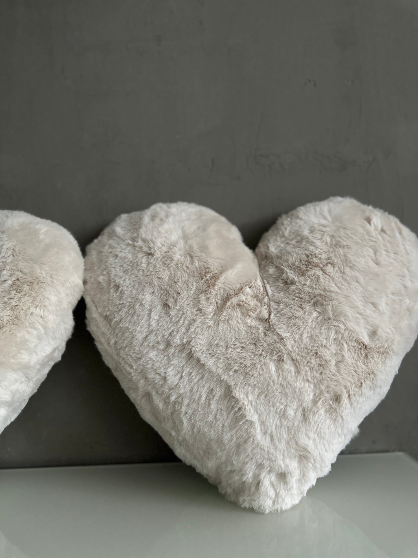 h e a r t.   Kissen | fake fur