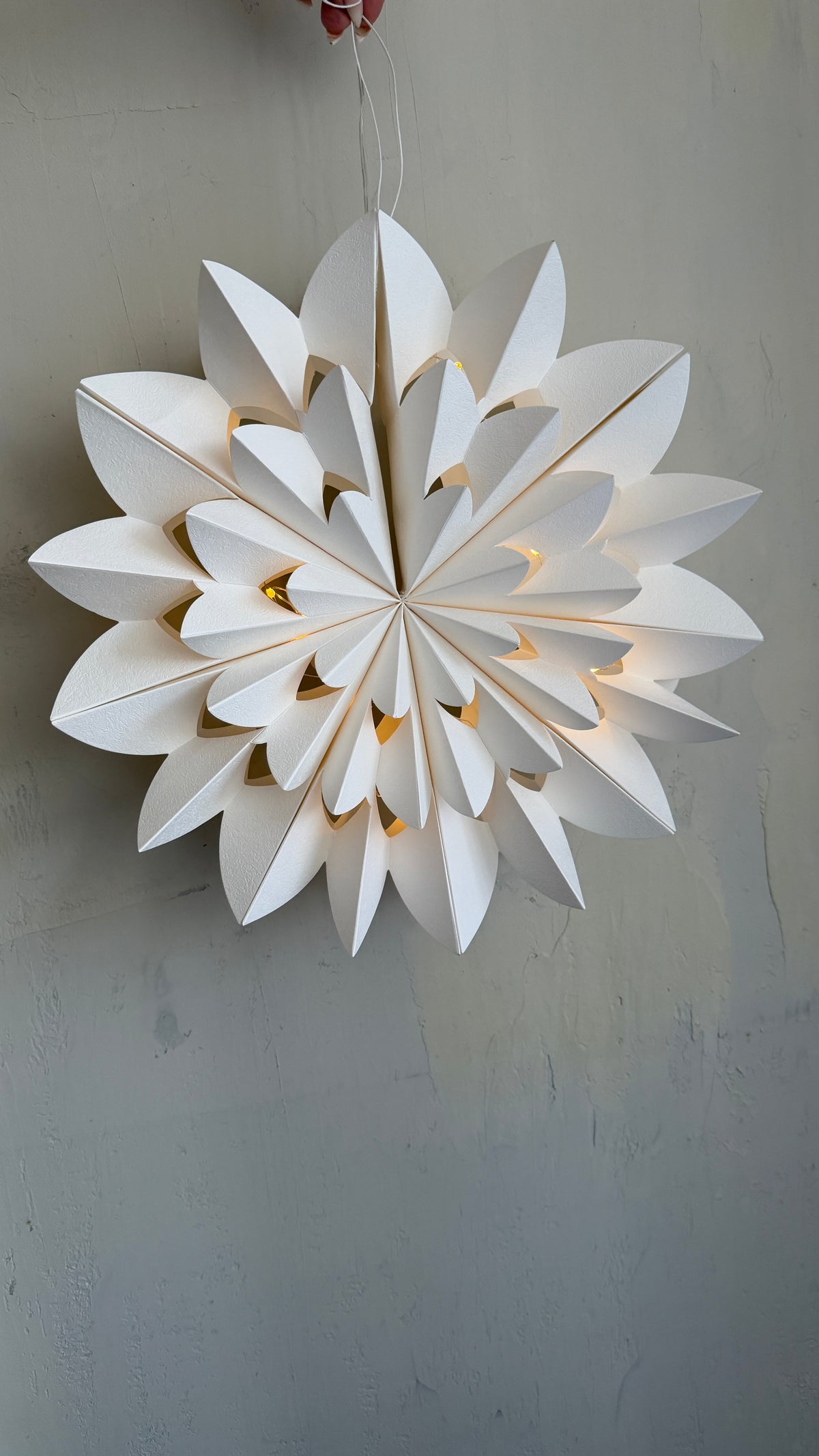 white.  sparkle | star