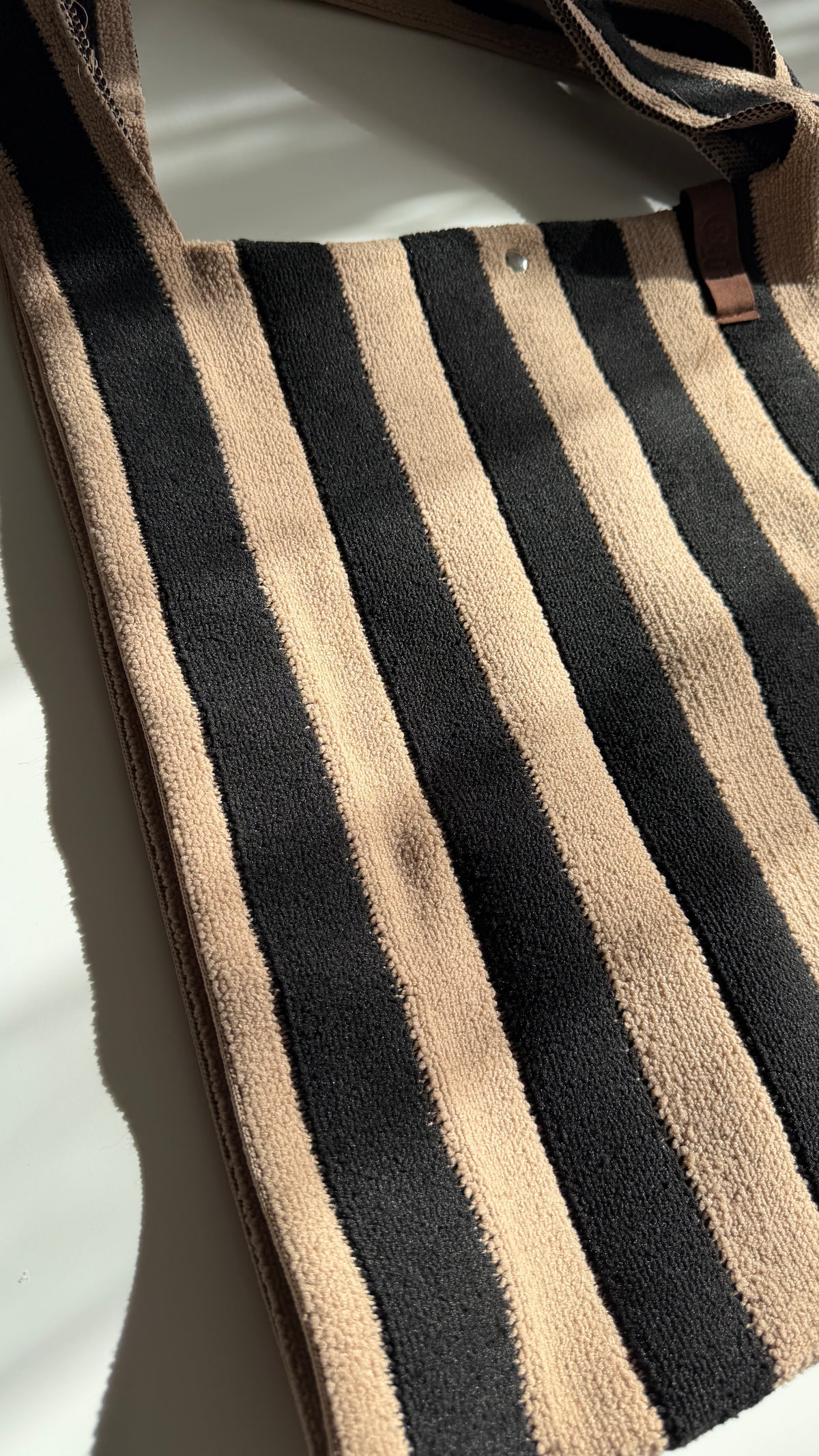 s h o p p e r. stripes