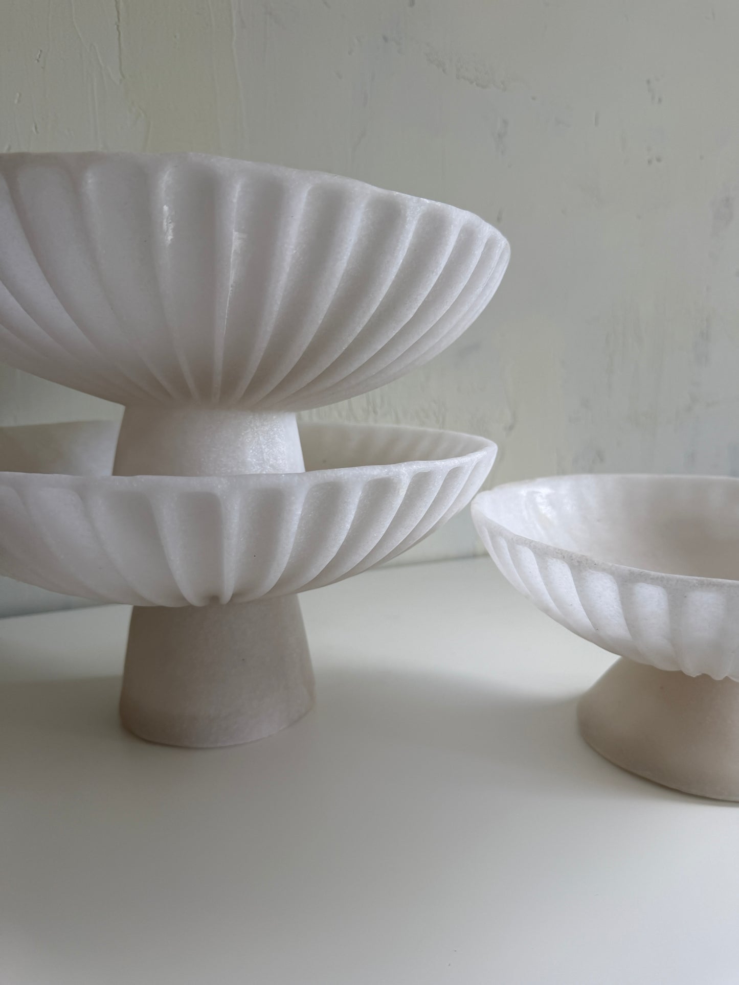 Candlestick white with dried flowers