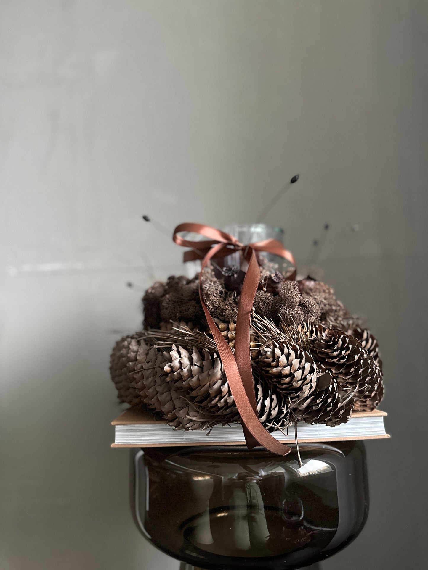 a l l.   b r o w n.  -Advent | light