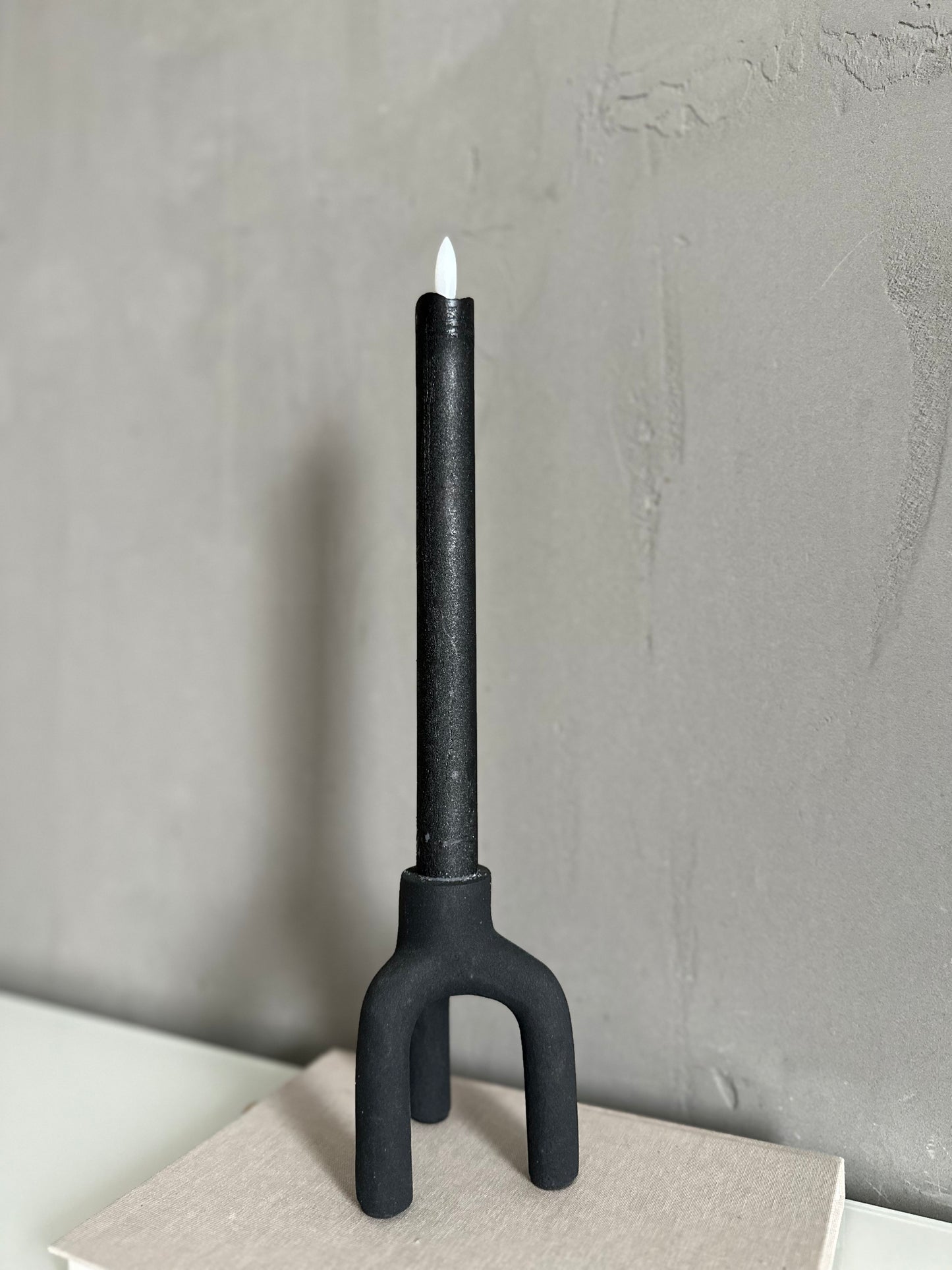 Candlestick- black