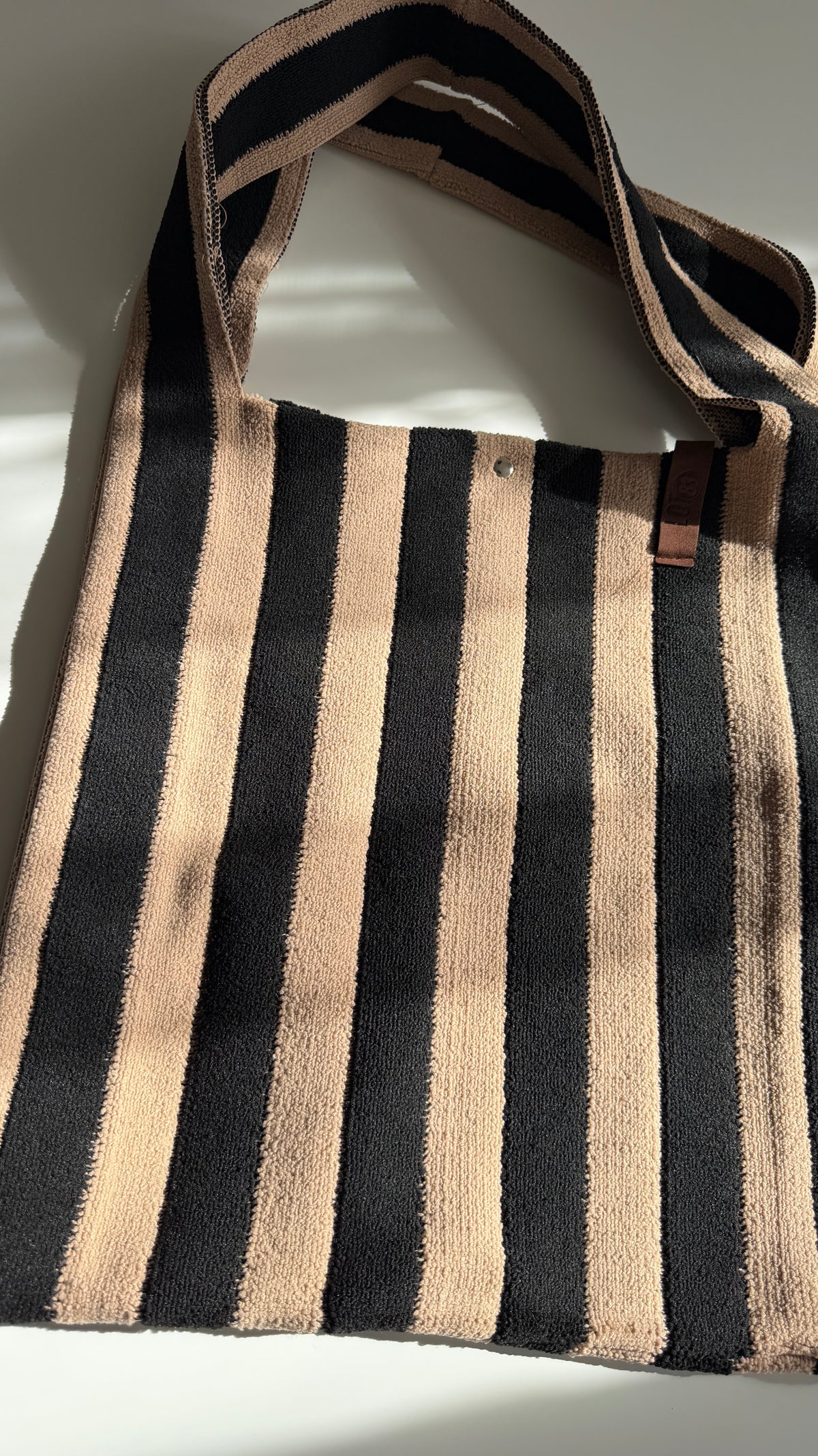 s h o p p e r. stripes