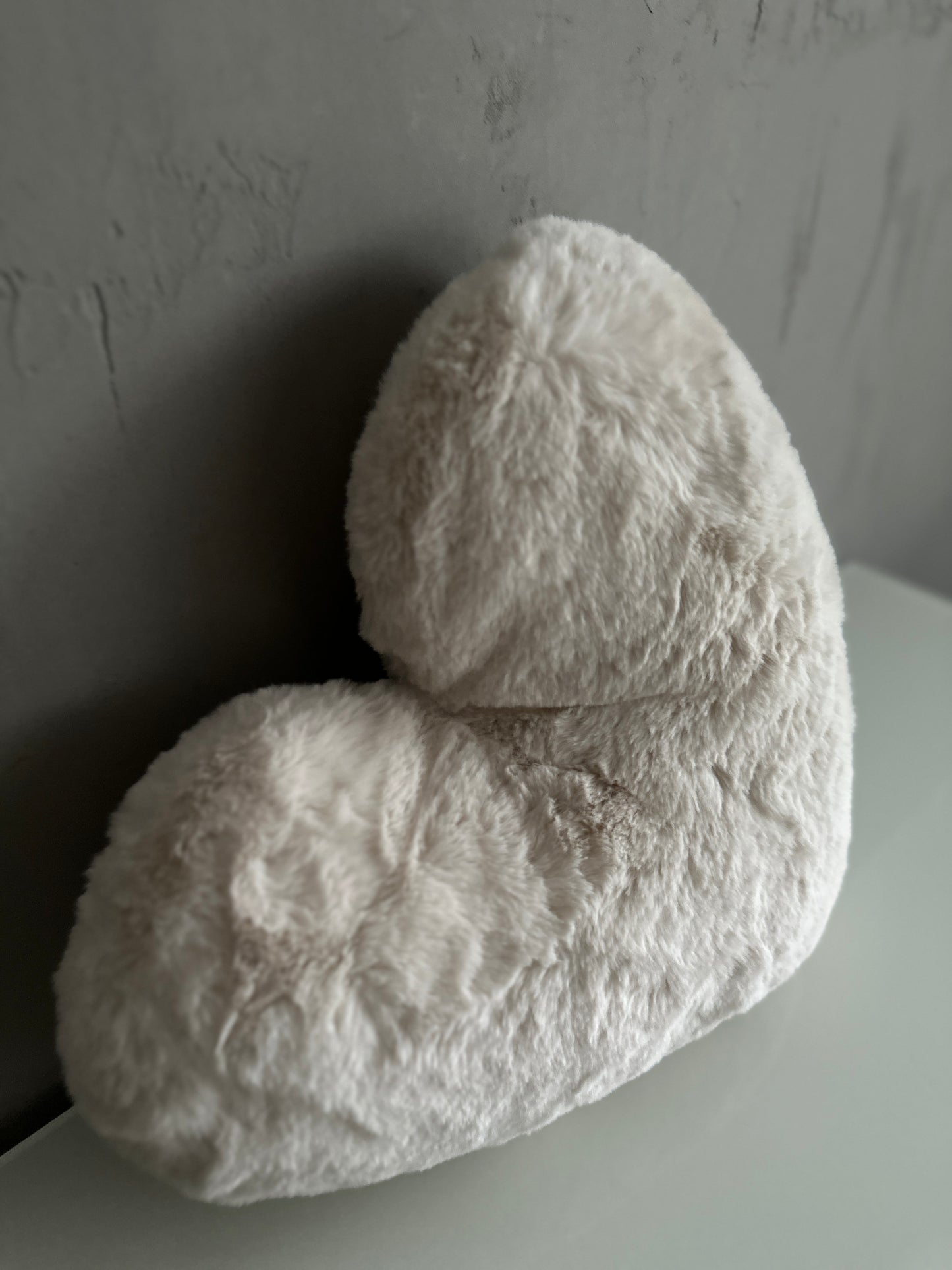h e a r t.   Kissen | fake fur