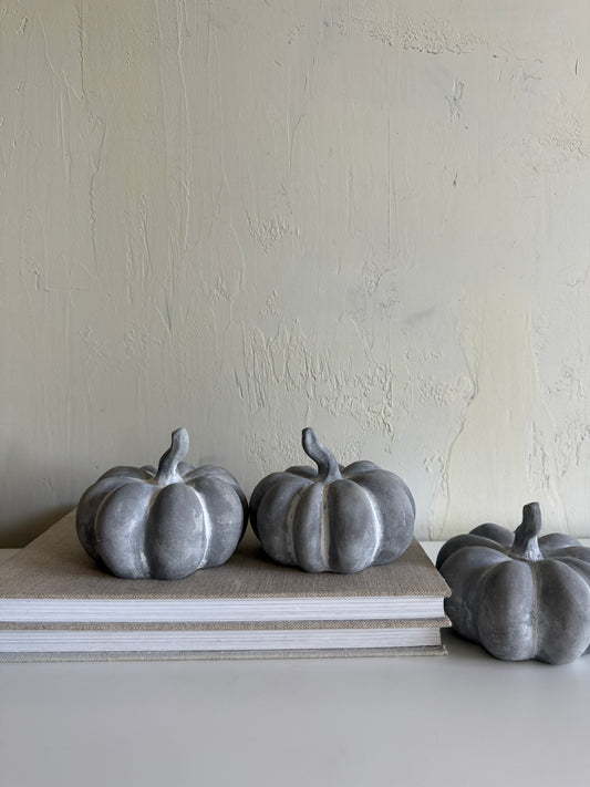 b e t o n.  pumpkin