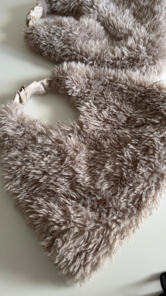 f a k e.  fur| bag