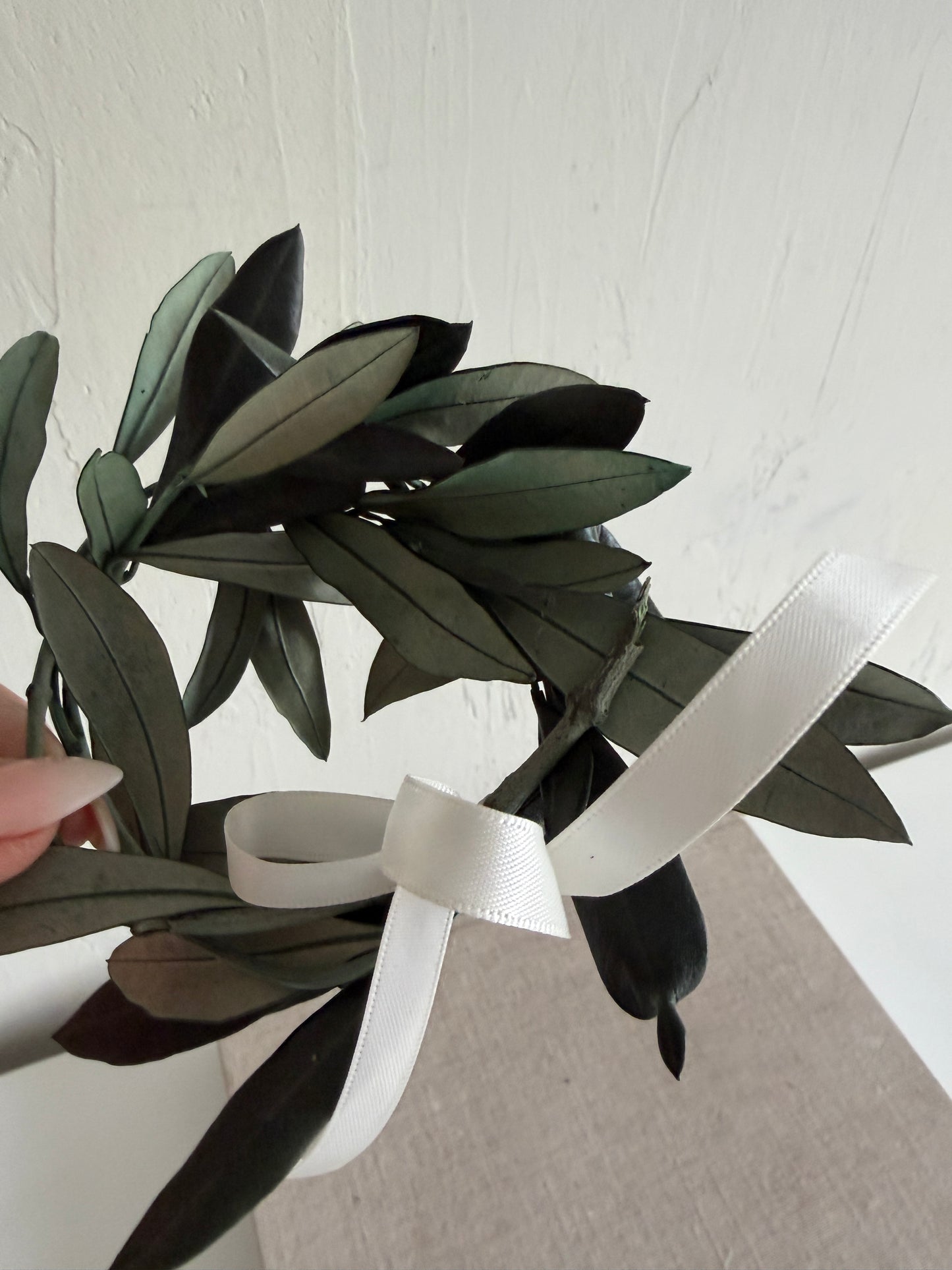 Candle plate -metal black