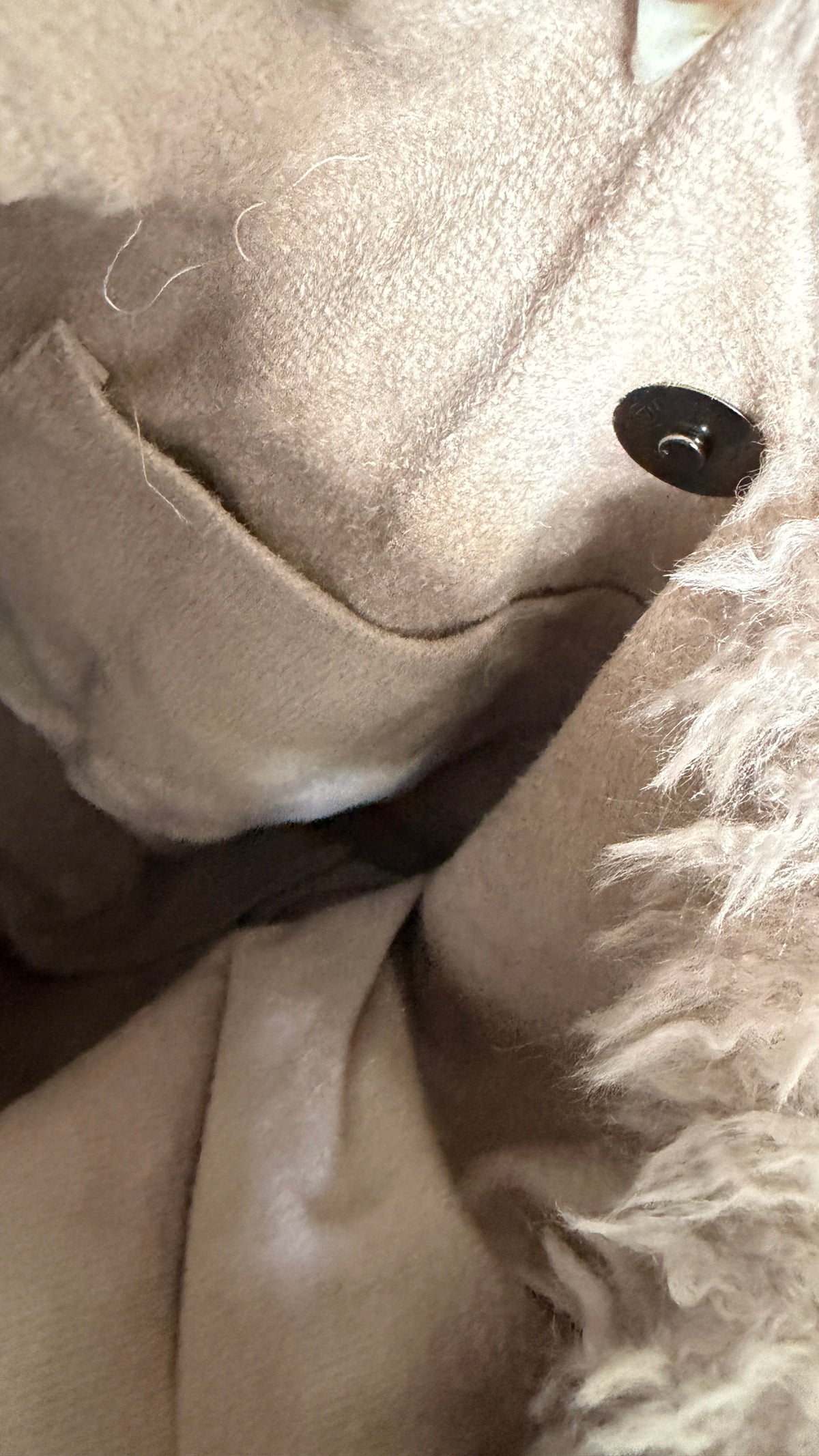 f a k e.  fur| bag