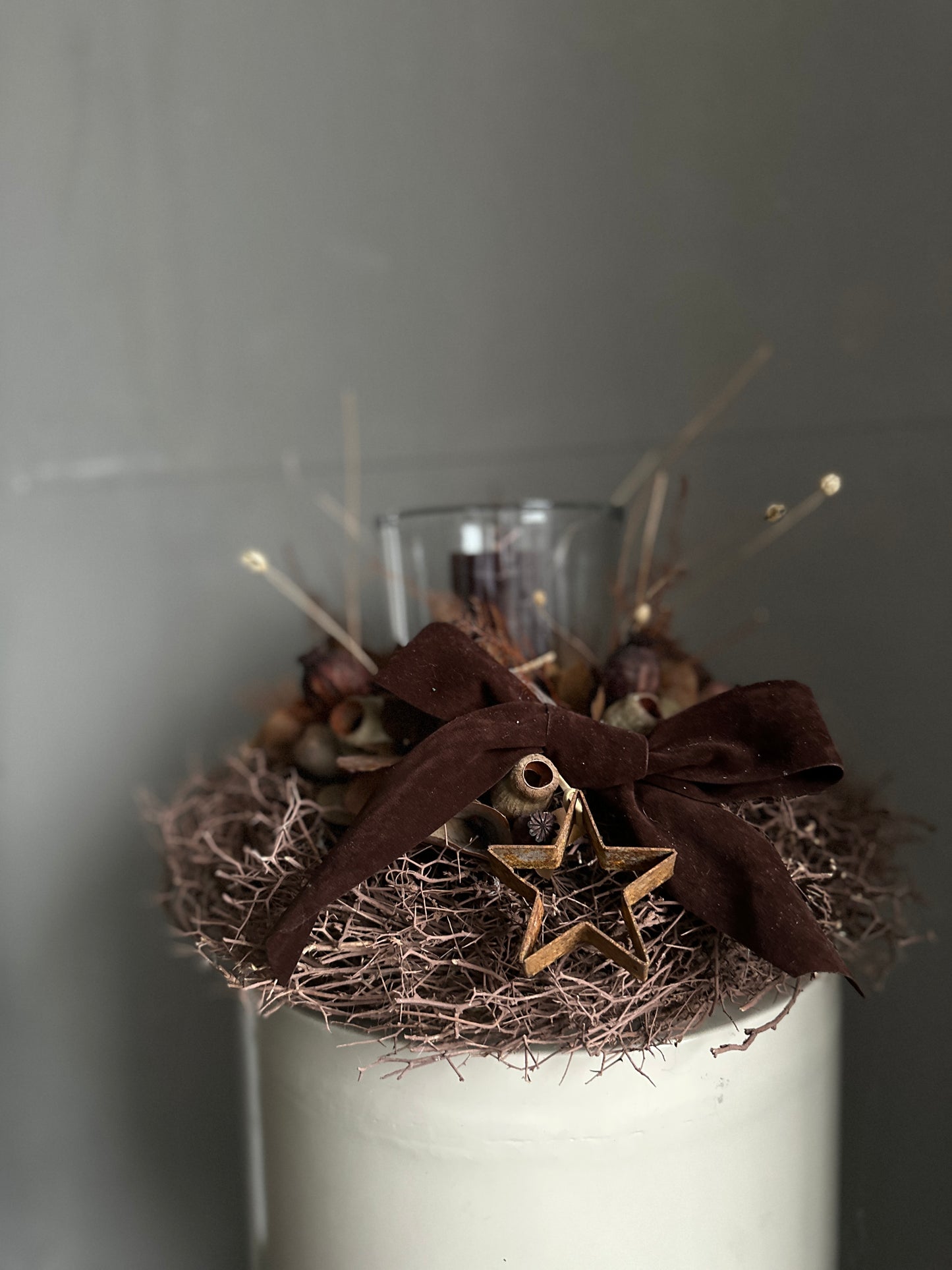 b r o w n. Advent- light