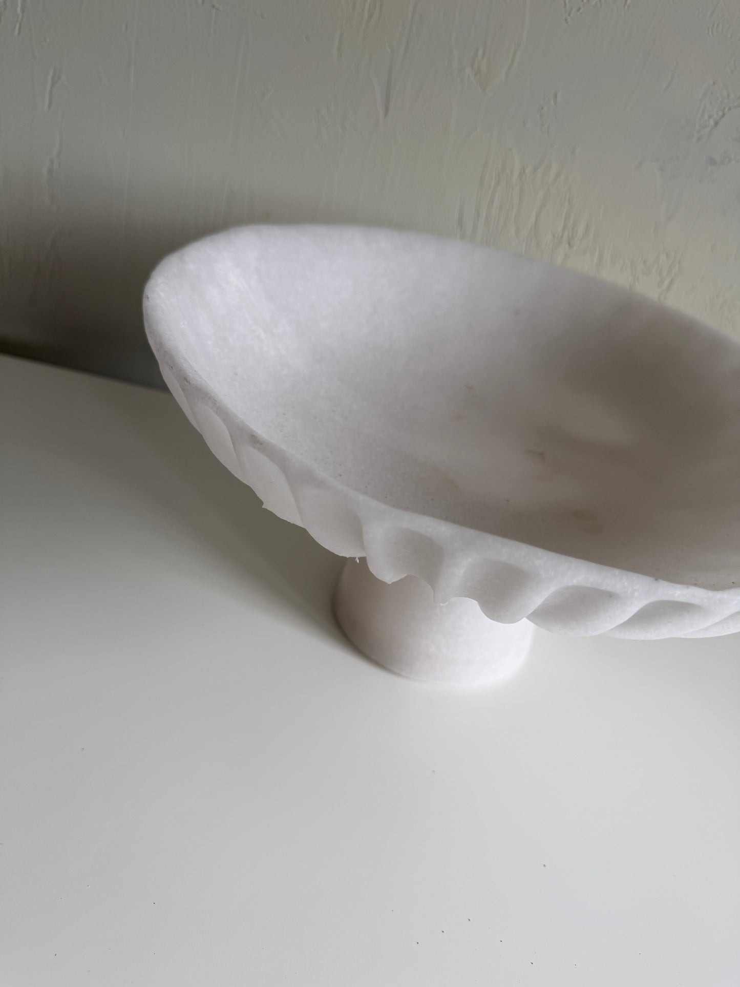 Candlestick white with dried flowers