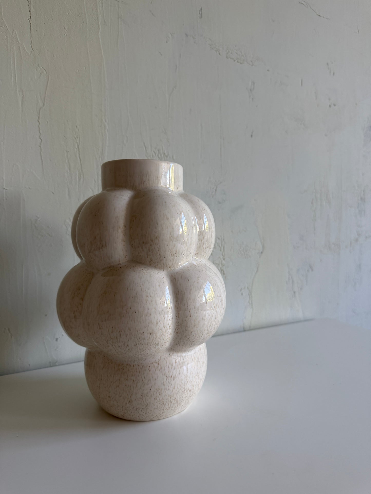 Vase | b a l l s