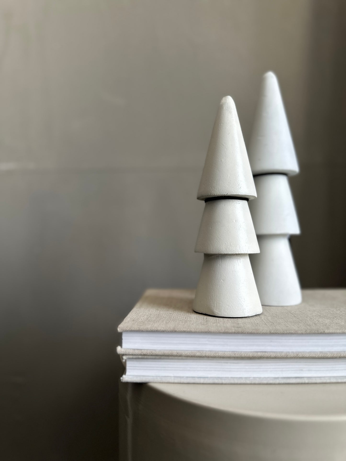 c h r i s t m a s.  tree