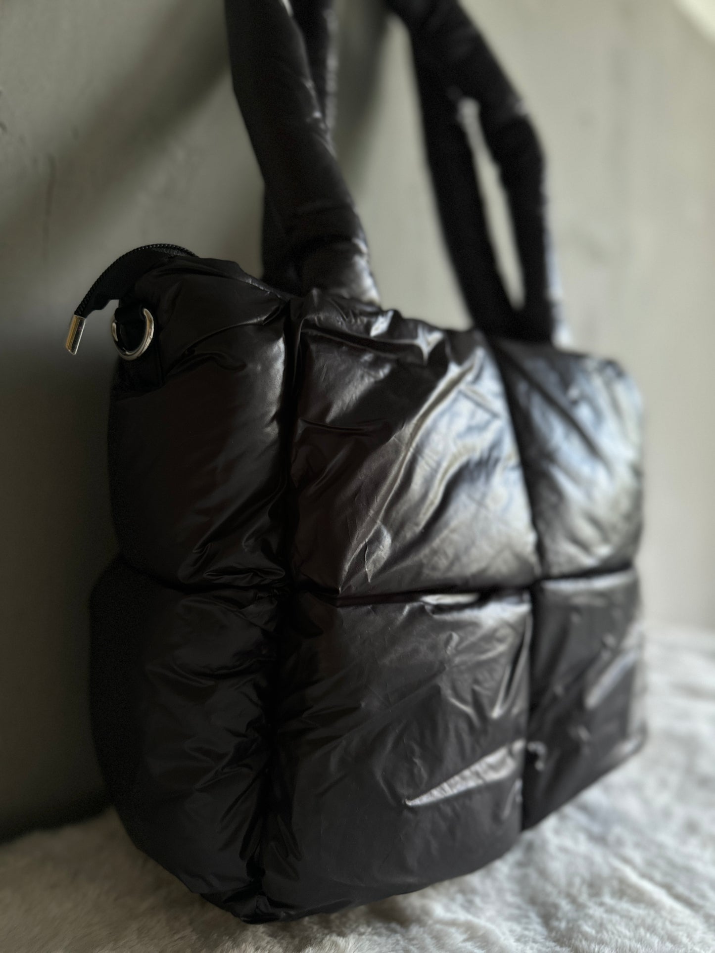 bag-   down black