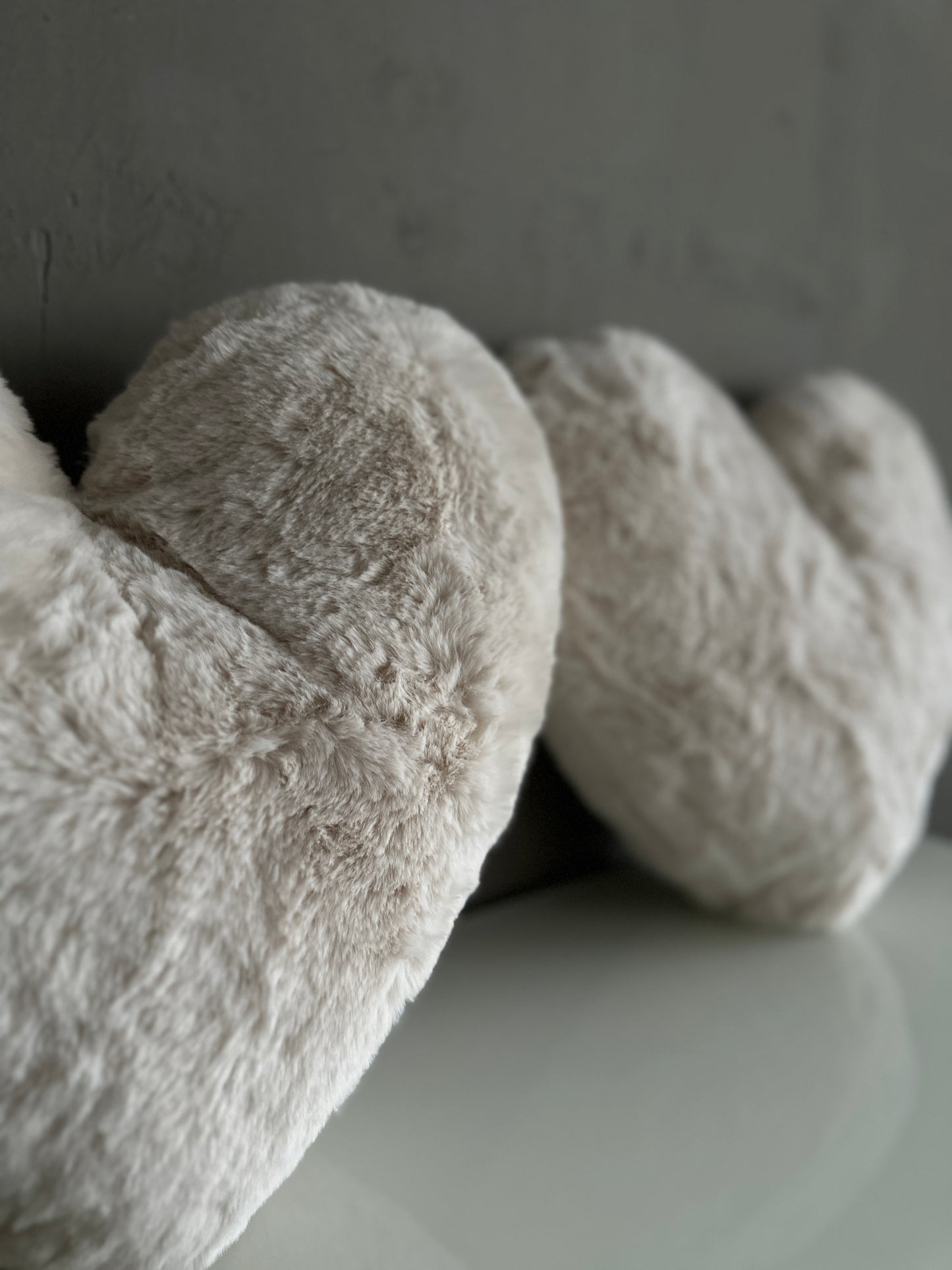 h e a r t.   Kissen | fake fur