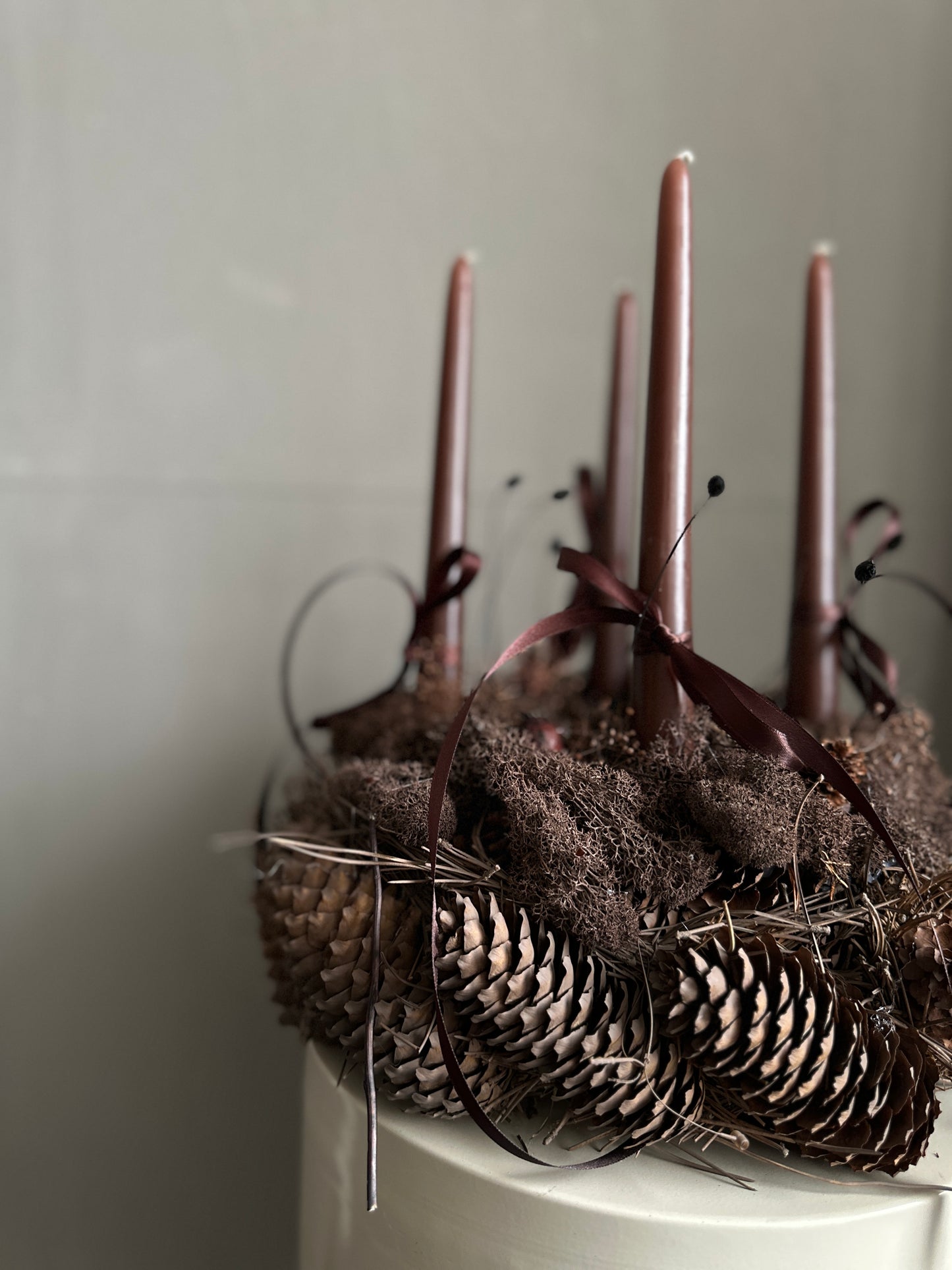 a l l.   b r o w n.  -Advent | light