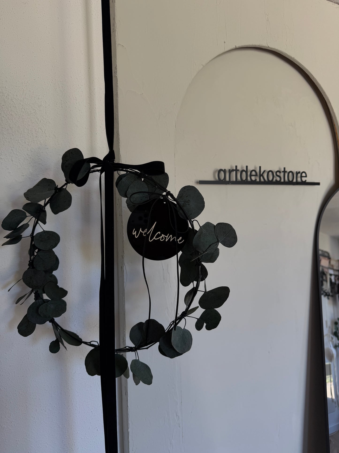 black flower hoop