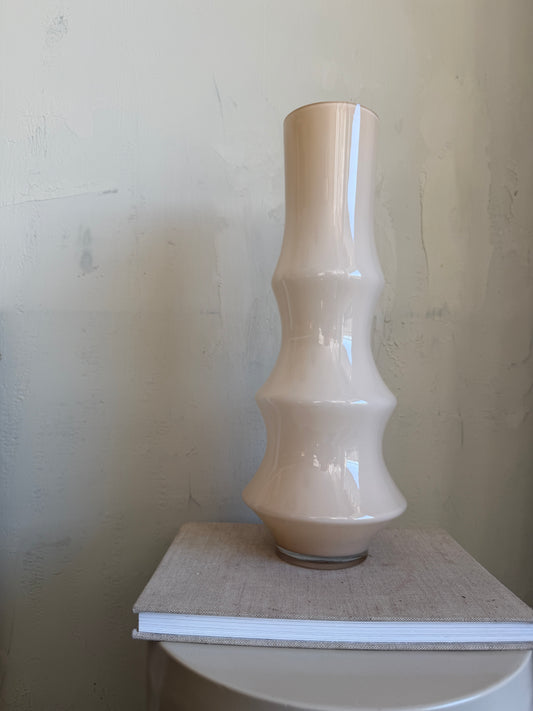 g l a s.   | V a s e s