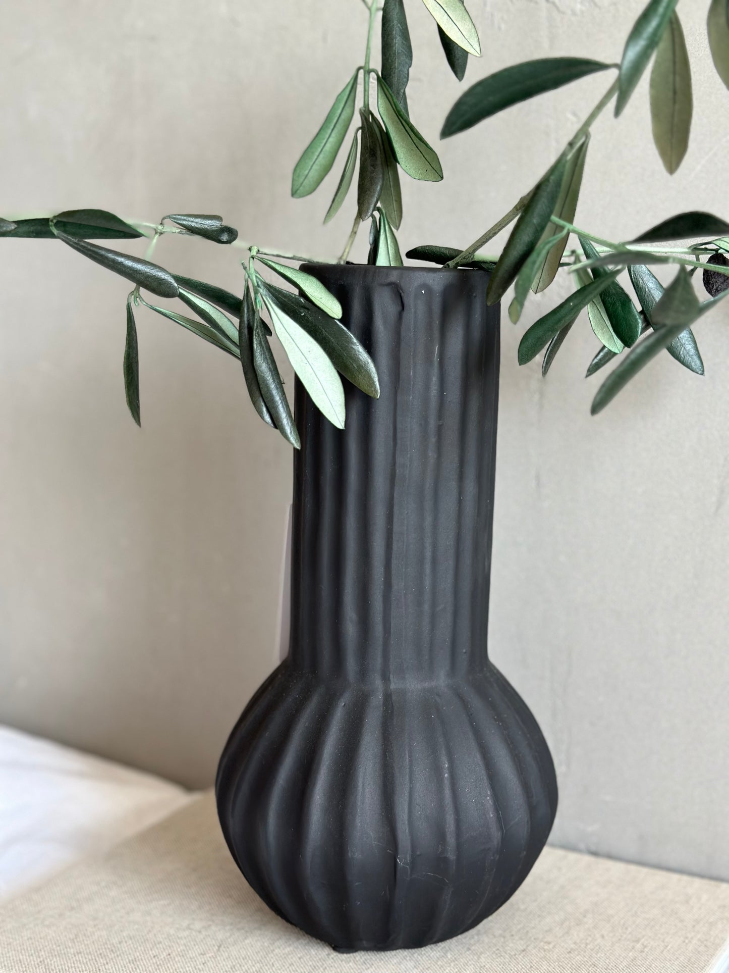 Vase -Feyo black