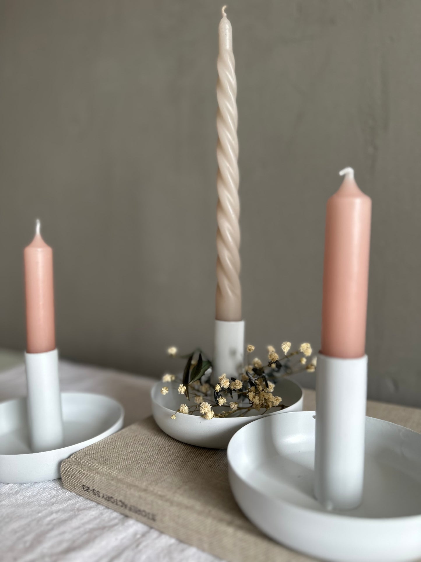 Candle plate - metal white
